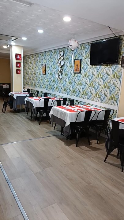 Vietnam Express - Salón y Terraza - Vietnamese Near Me - Madrid, M
