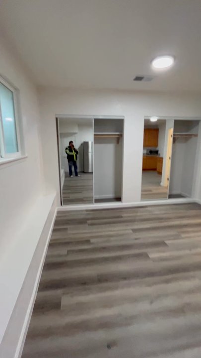 Elara Construction - Garage convirting to mini studio - General Contractors Near Me