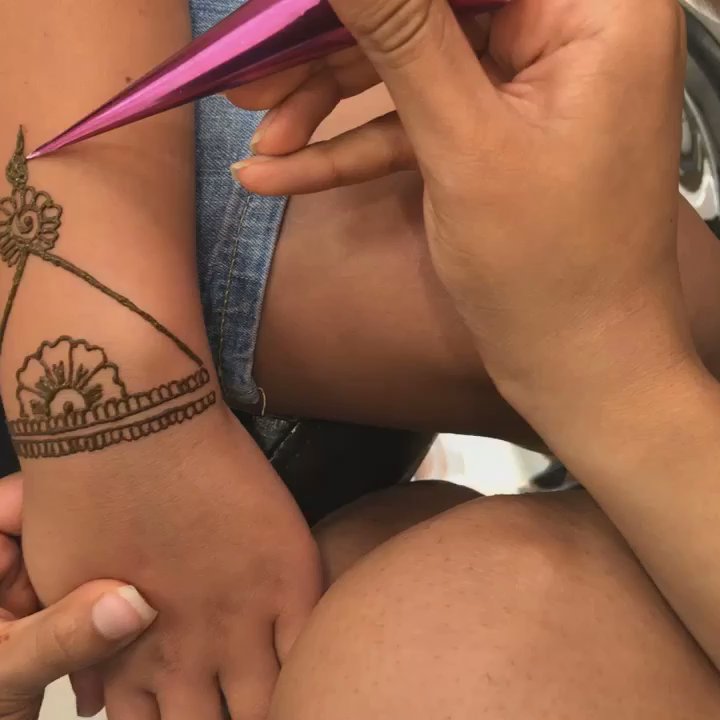Brow Arc - Montebello - Henna process always trying our best for our costumers! - Hair Salons Near Me - Montebello, California