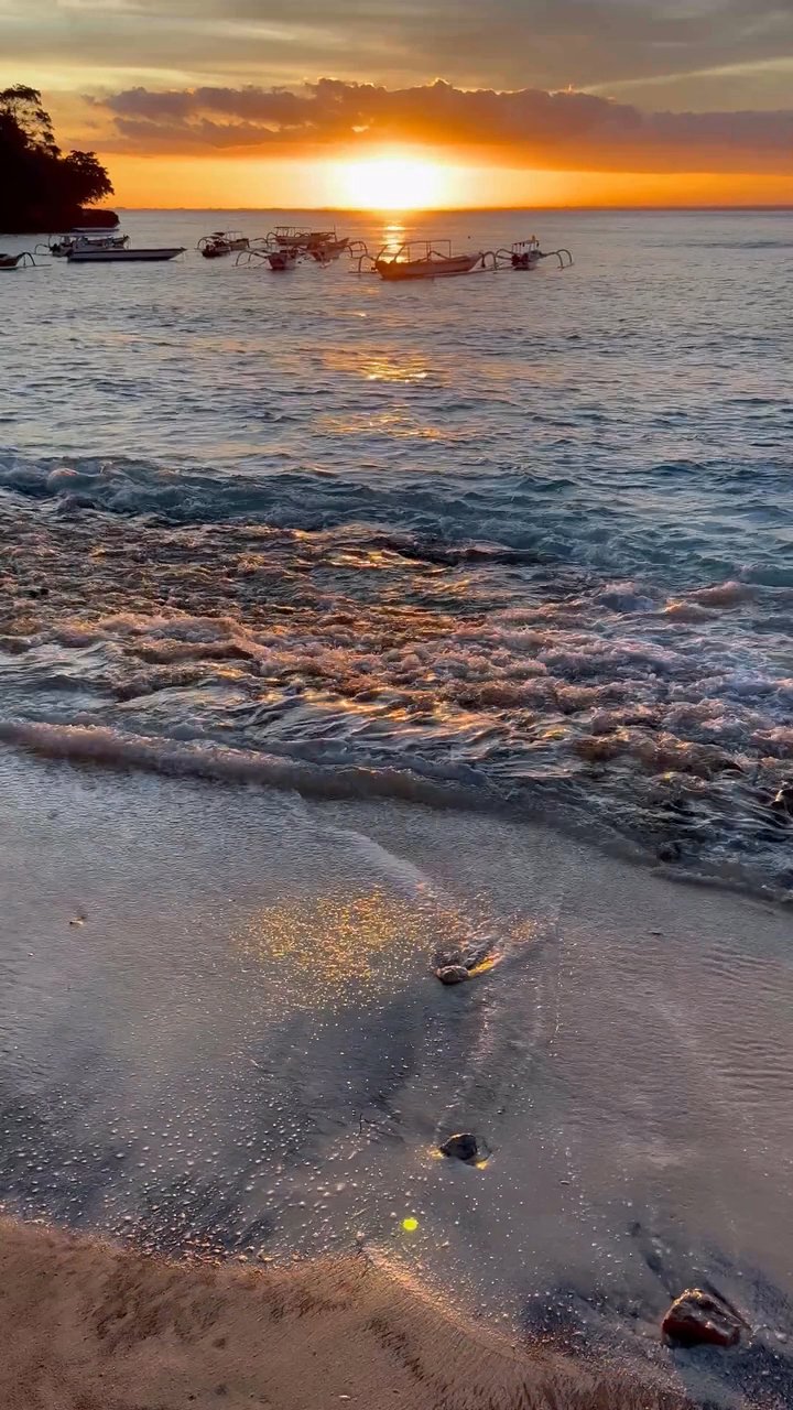 paradise found
📍 Bali
🎥 Agung Pandit Wiguna · Pexels
#travel #beach #island #paradise #wanderlust