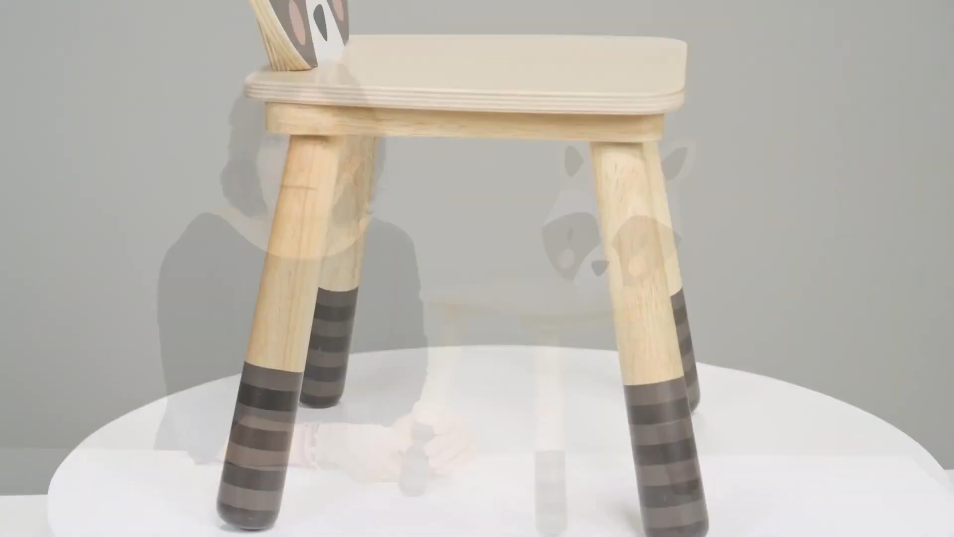 Tender Leaf Forest Chair - Racoon