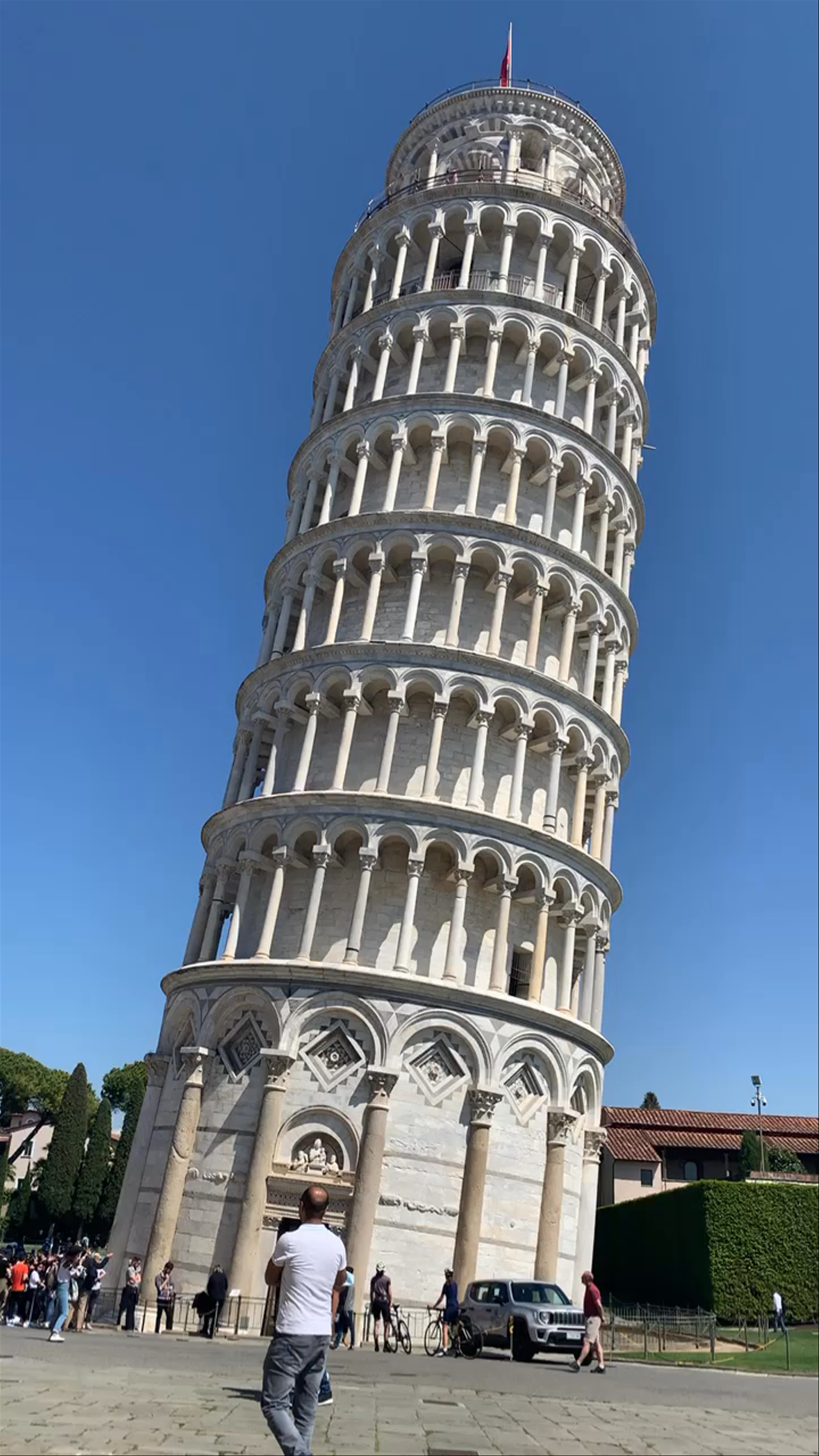 Leaning Tower of Pisa: Iconic Tilt and Timeless Charm