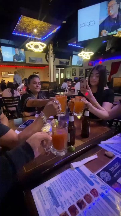 Blue Bayou Cafe - Best place to go if you wan to come with your family or with your date or even by yourself the people here are really nice over 10 starts !! - Food Trucks Near Me - Houston, Texas