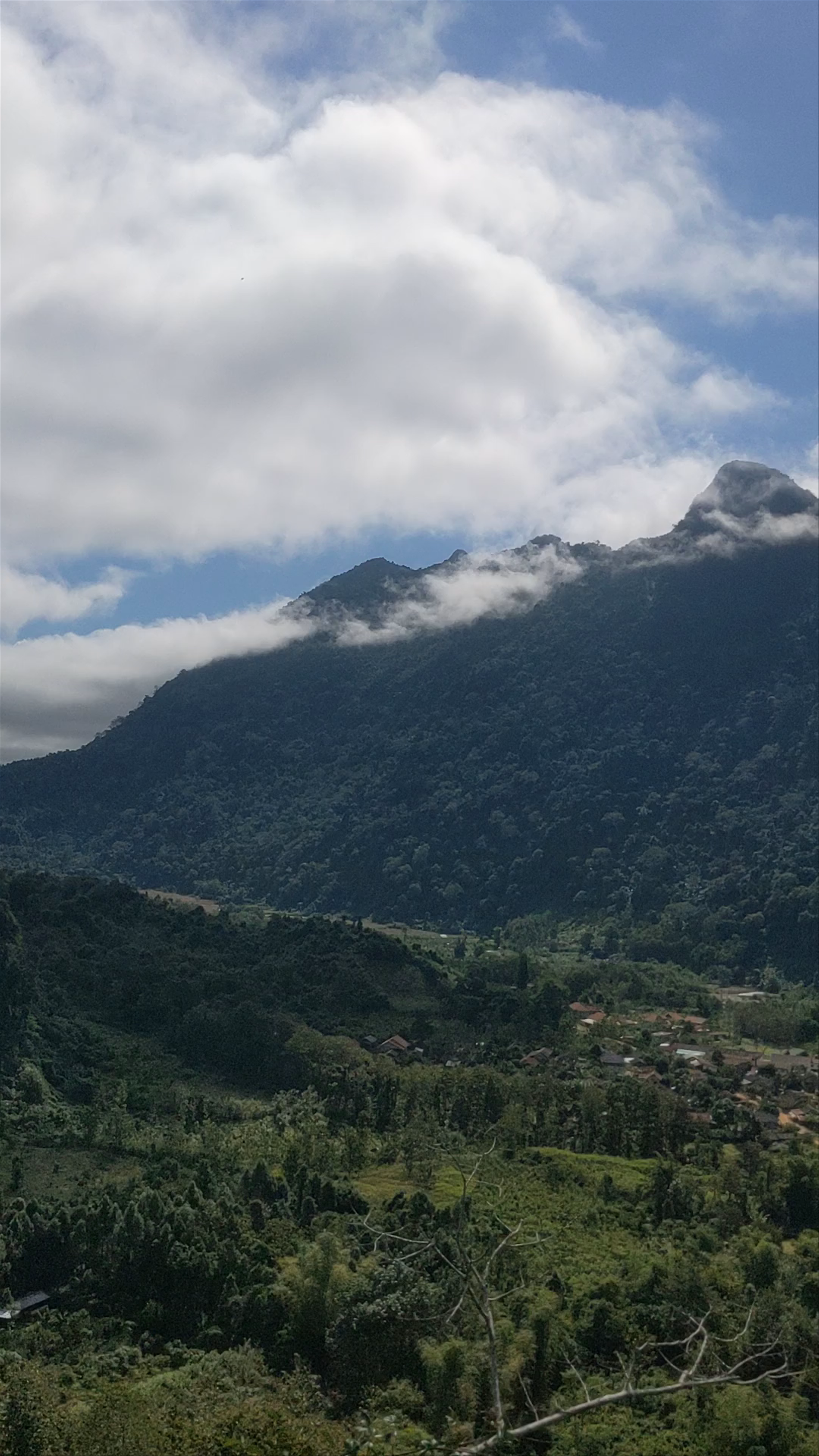 Stunning Views from Phanai Cave Trail Viewpoint, Muang Ngoy, Laos