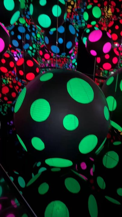 Buffalo AKG Art Museum - Yayoi Kusama Infiniti Room - Art Galleries Near Me - Buffalo, New York