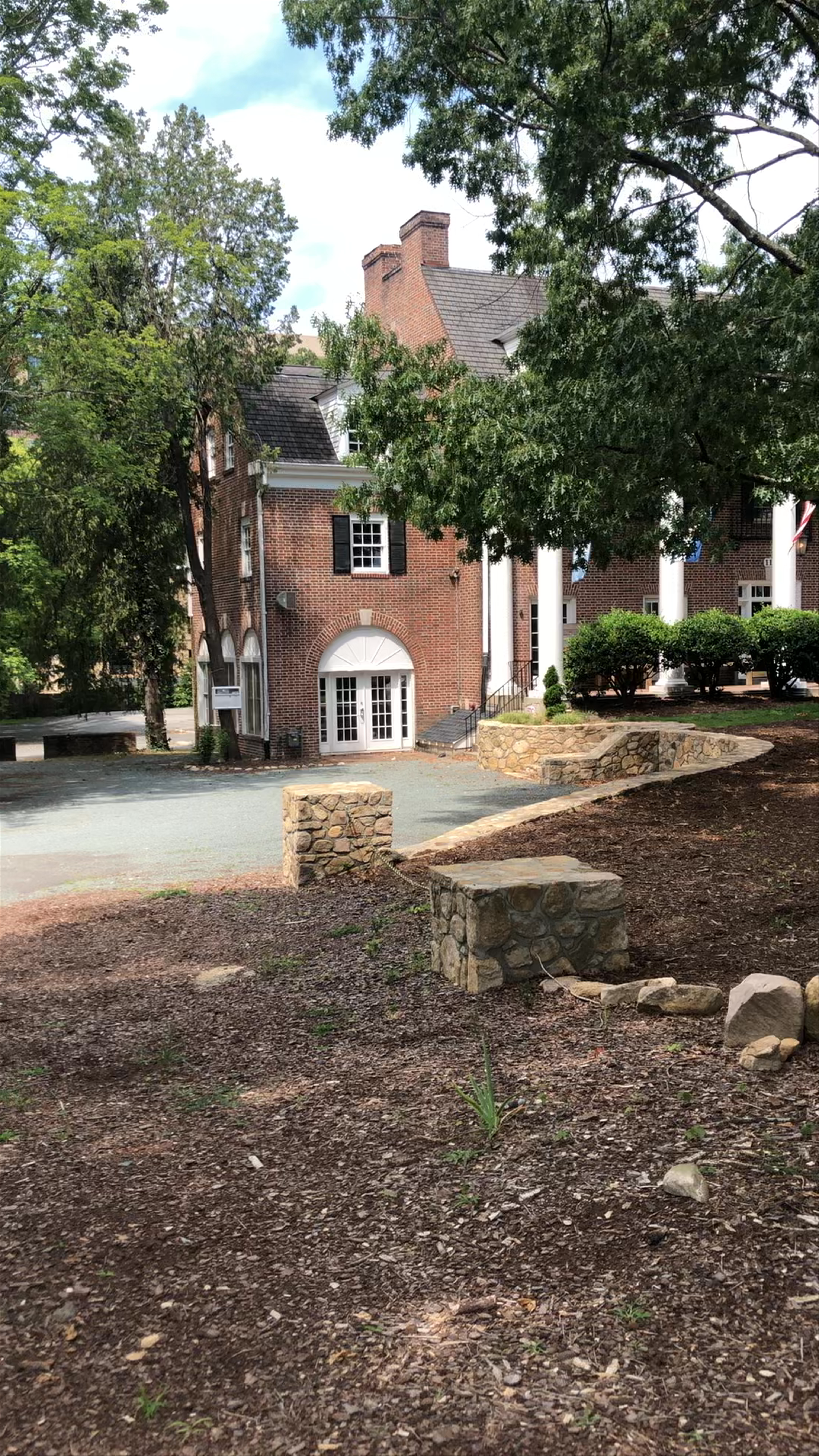 “Big Frat Court”