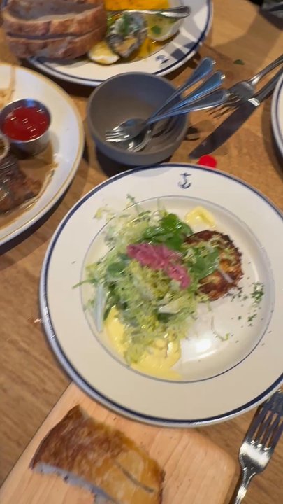 Clark's Oyster Bar - Crab cake, steak frites, charbroiled oysters & steak tartare - all to share & all fantastic! - Seafood Near Me - Aspen, Colorado
