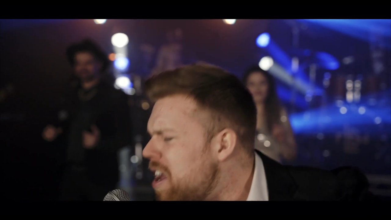 Luna Showband - Closer - video