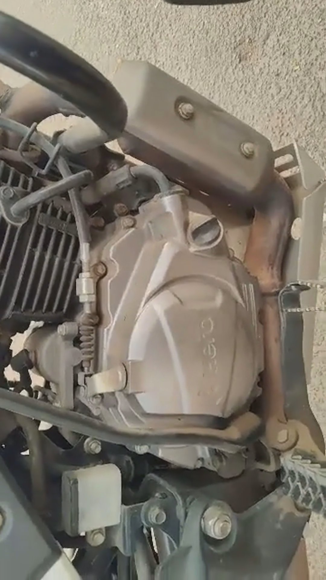 Walk-around video thumbnail