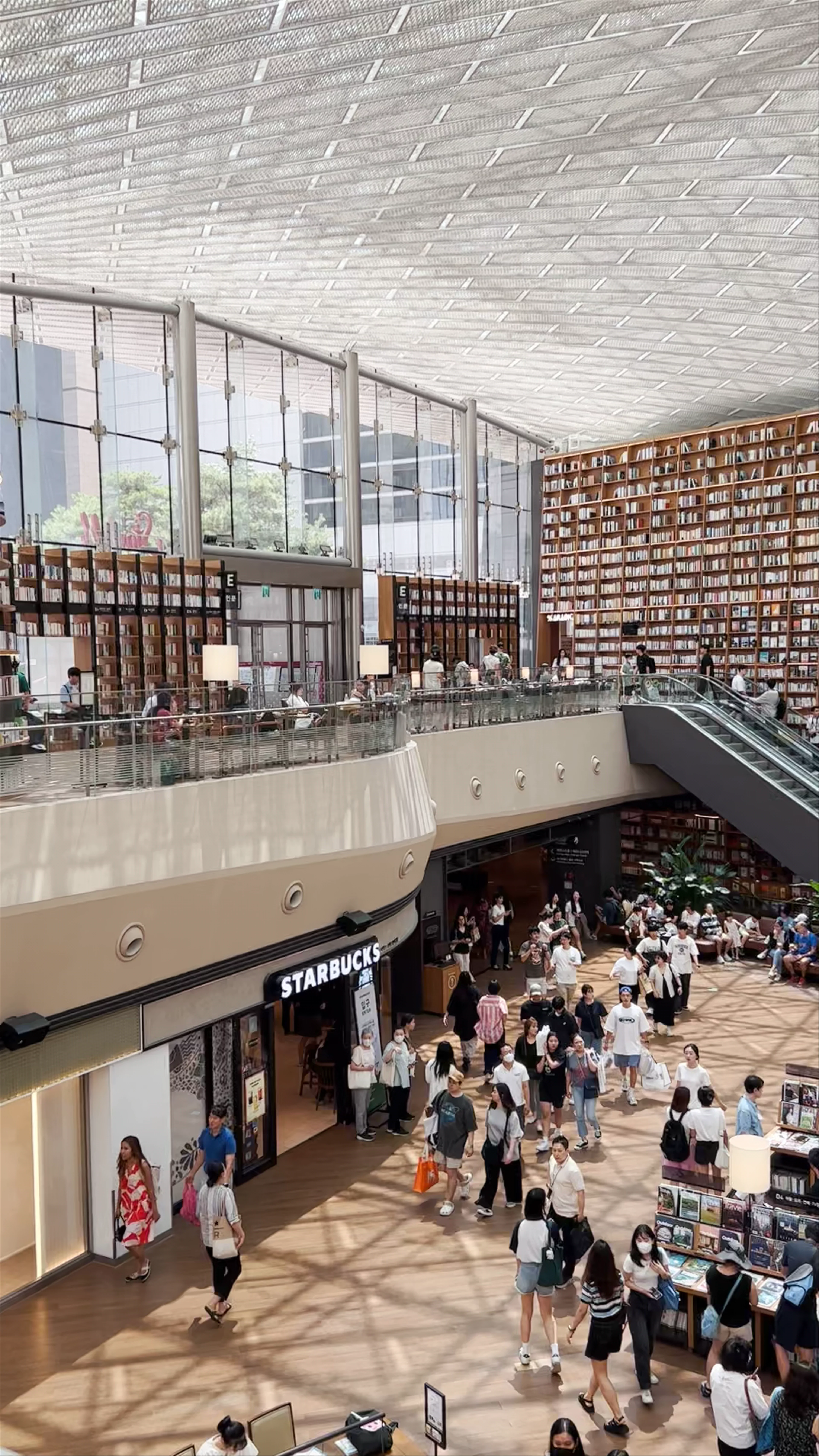 Starfield Library