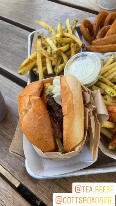 Gott's Roadside - The Gott's spread - New American Near Me - Palo Alto, California