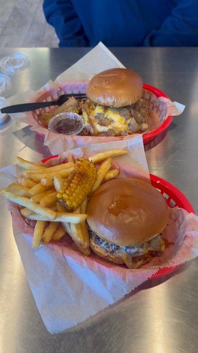 Good Buns - Burgers Near Me - Buena Park, California