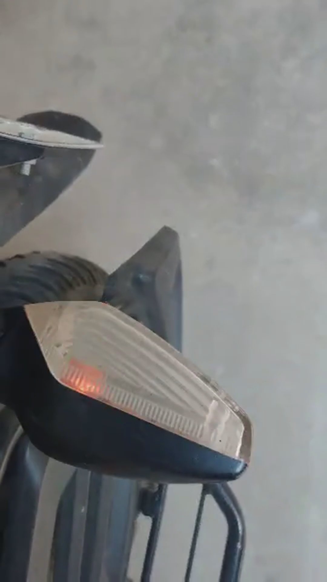 Walk-around video thumbnail