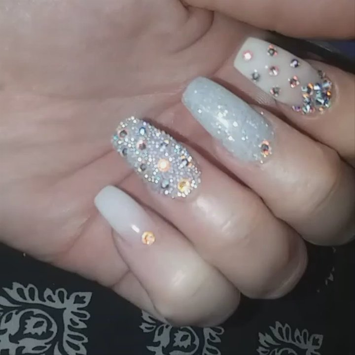 LV Nails - Amazing Swarvosku set!!! - Nail Salons Near Me - Pasadena, Texas