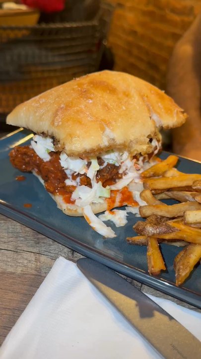 Stockyard Grill - Chicken sandwich - Steakhouses Near Me - Newark, Ohio