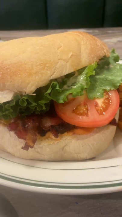 Lumberjacks Restaurant - Diners Near Me - Redding, California