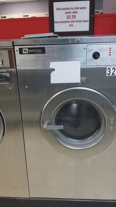 Apple Mary's Laundry - All of the machines are broken and and out of order - Laundry Services Near Me - Broomfield, Colorado
