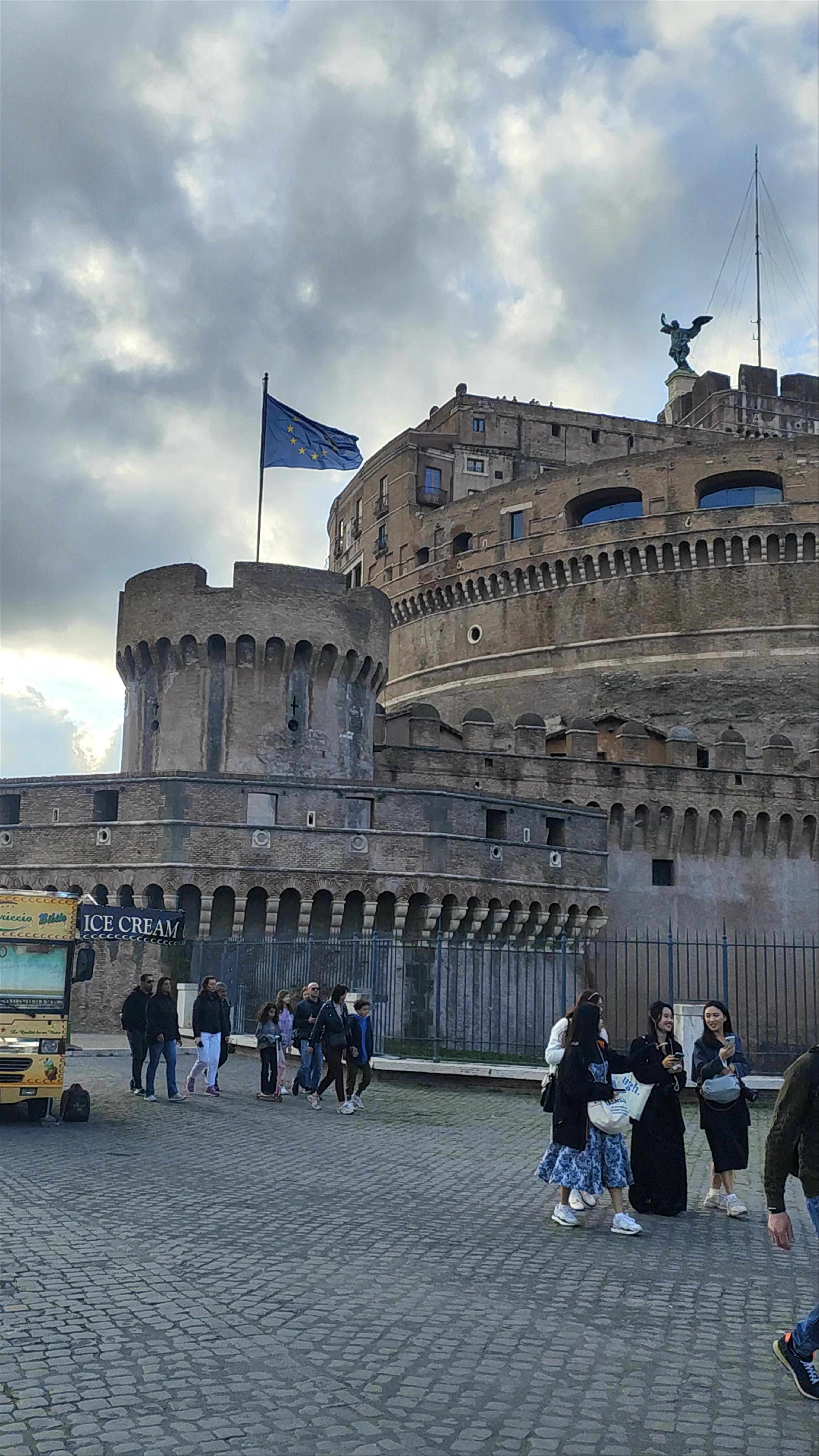 Castel Sant'Angelo: Ancient Fortress & Scenic Rome Views