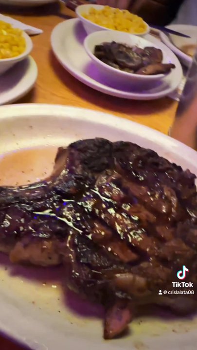 Texas Roadhouse - Steak Night at Texas Roadhouse - Steakhouses Near Me - Oceanside, California
