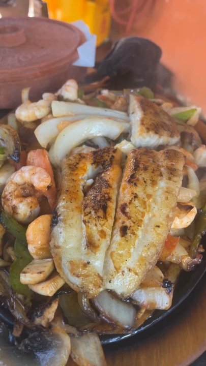 Casa Jimenez - Mexican Near Me - La Puente, California