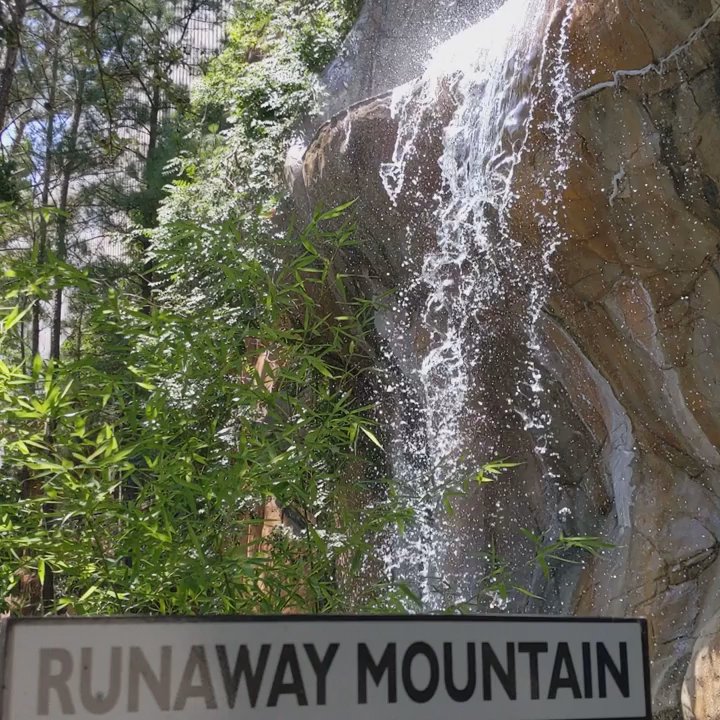 Runaway Mountain - Runaway Mountain - Amusement Parks Near Me - Arlington, Texas