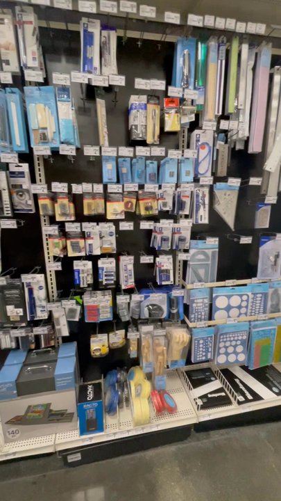 Michaels - So many deals in one place. Art section is plentiful and with some awesome deals - Arts & Crafts Near Me - Inglewood, California