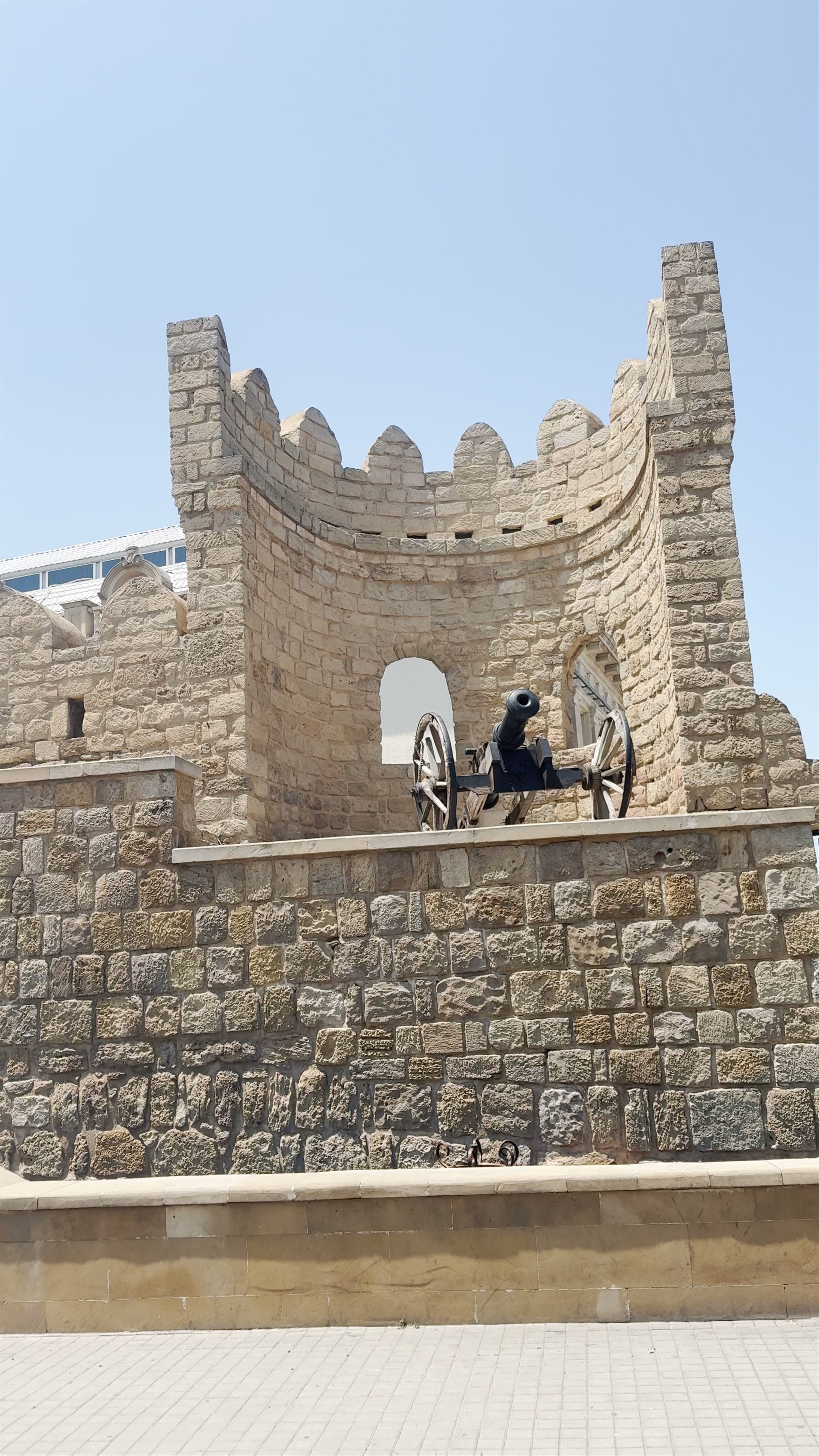 Губернаторская башня