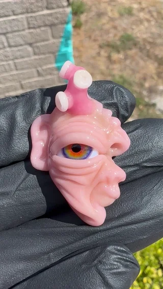 Preview pic of Face Salt Pendant