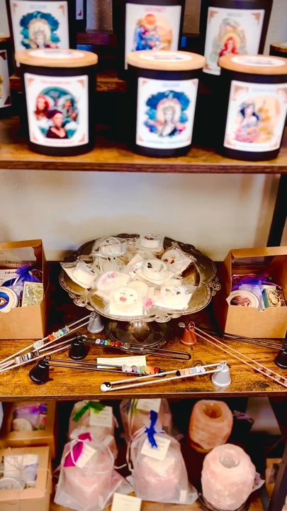 Enchanted Earth Trading Post - Custom Enchanted Earth Trading Post Candles - Gift Shops Near Me - Temecula, California
