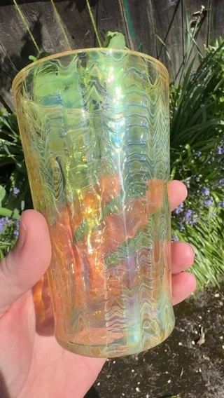 Preview pic of Fume pint glass