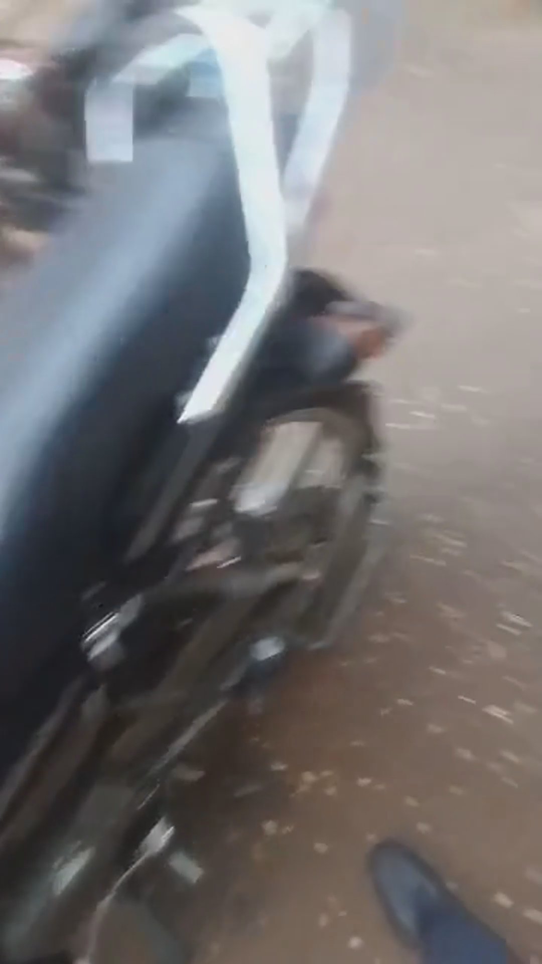 Walk-around video thumbnail