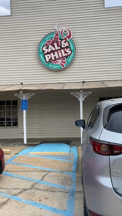 Sal and Phil's - That good French bread to - Seafood Near Me - Ridgeland, Mississippi
