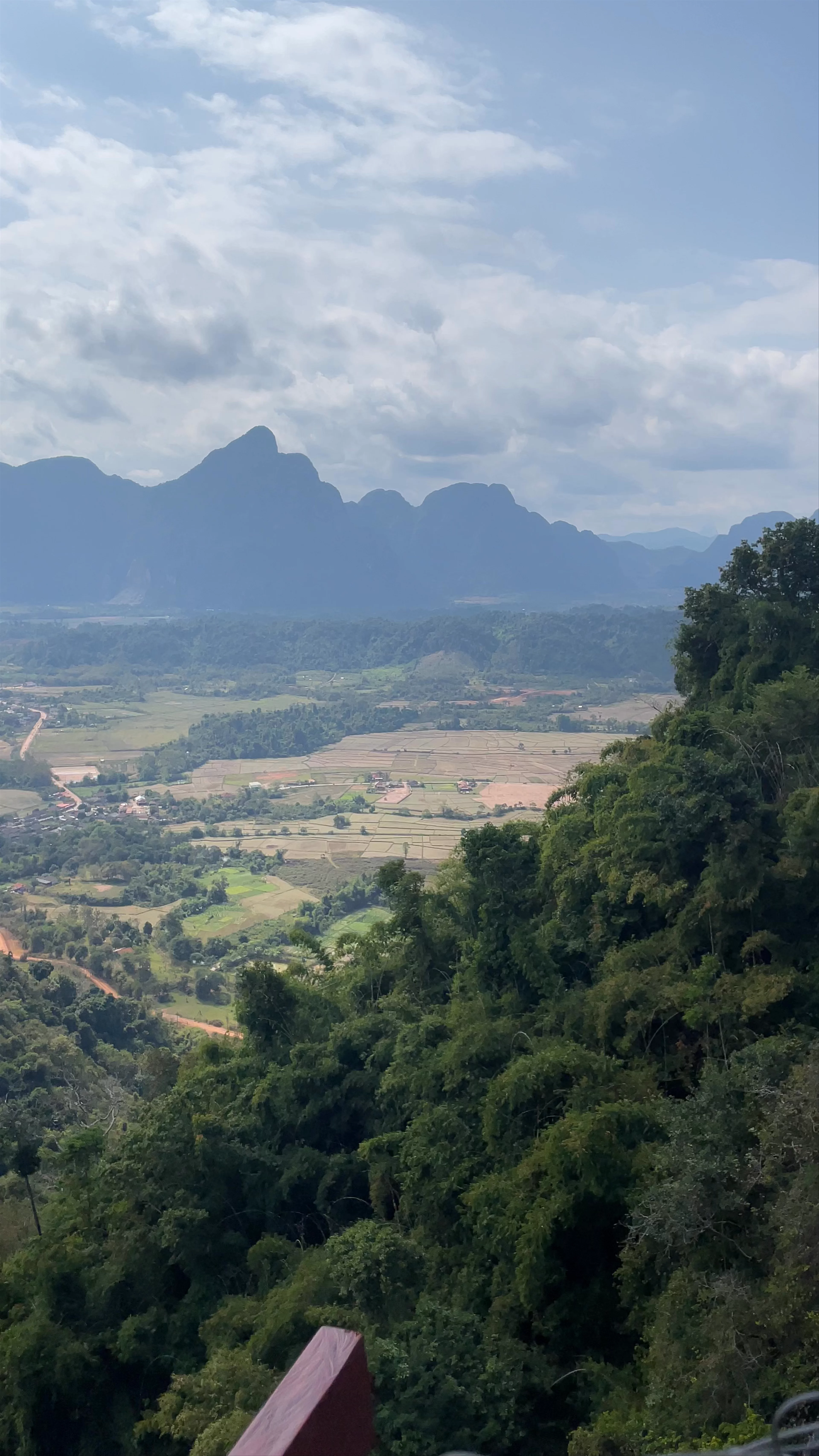 Silver Cliff Viewpoint One, Vang Vieng