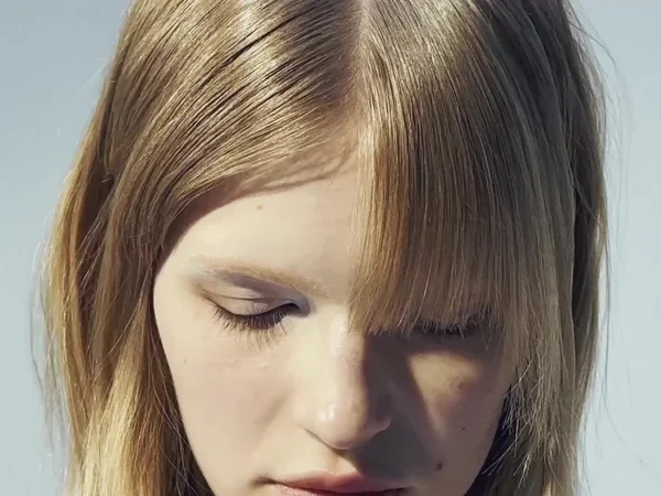 Harper&#8217;s Bazaar - © Artlist