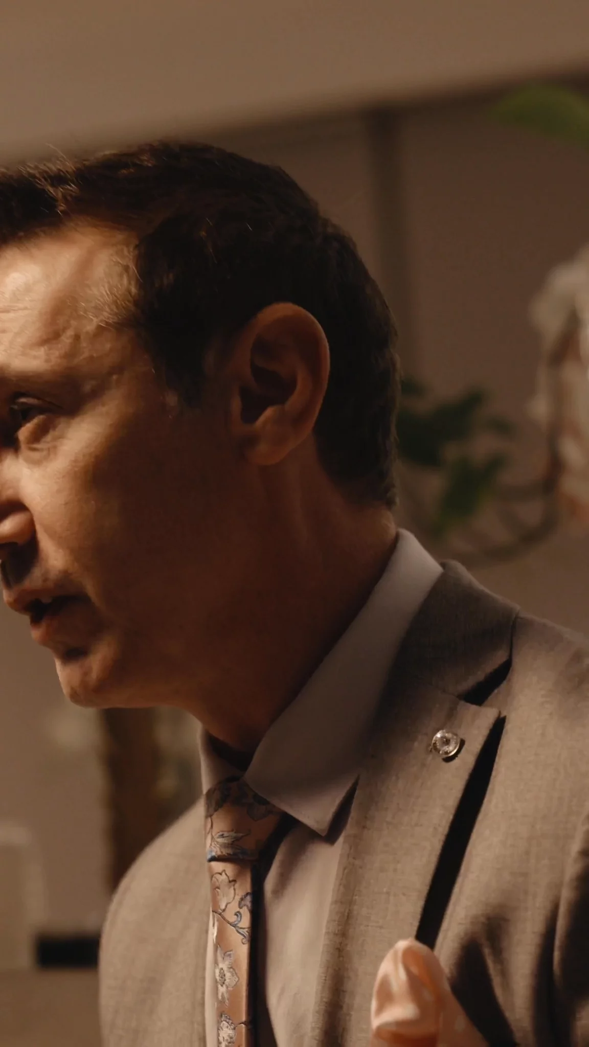 The Crown - S1E15