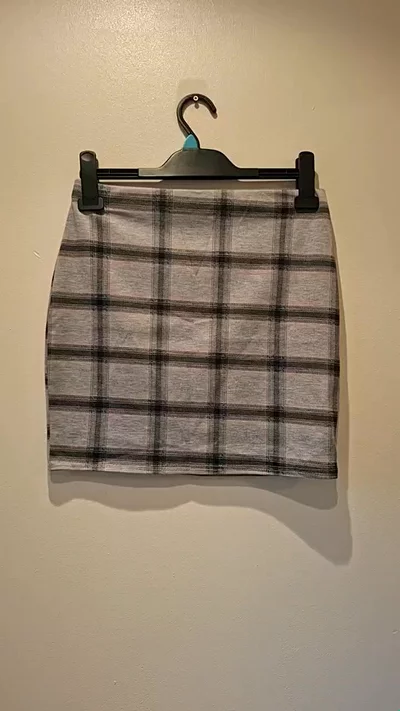 New Look Mini Gtey Tartan Skirt