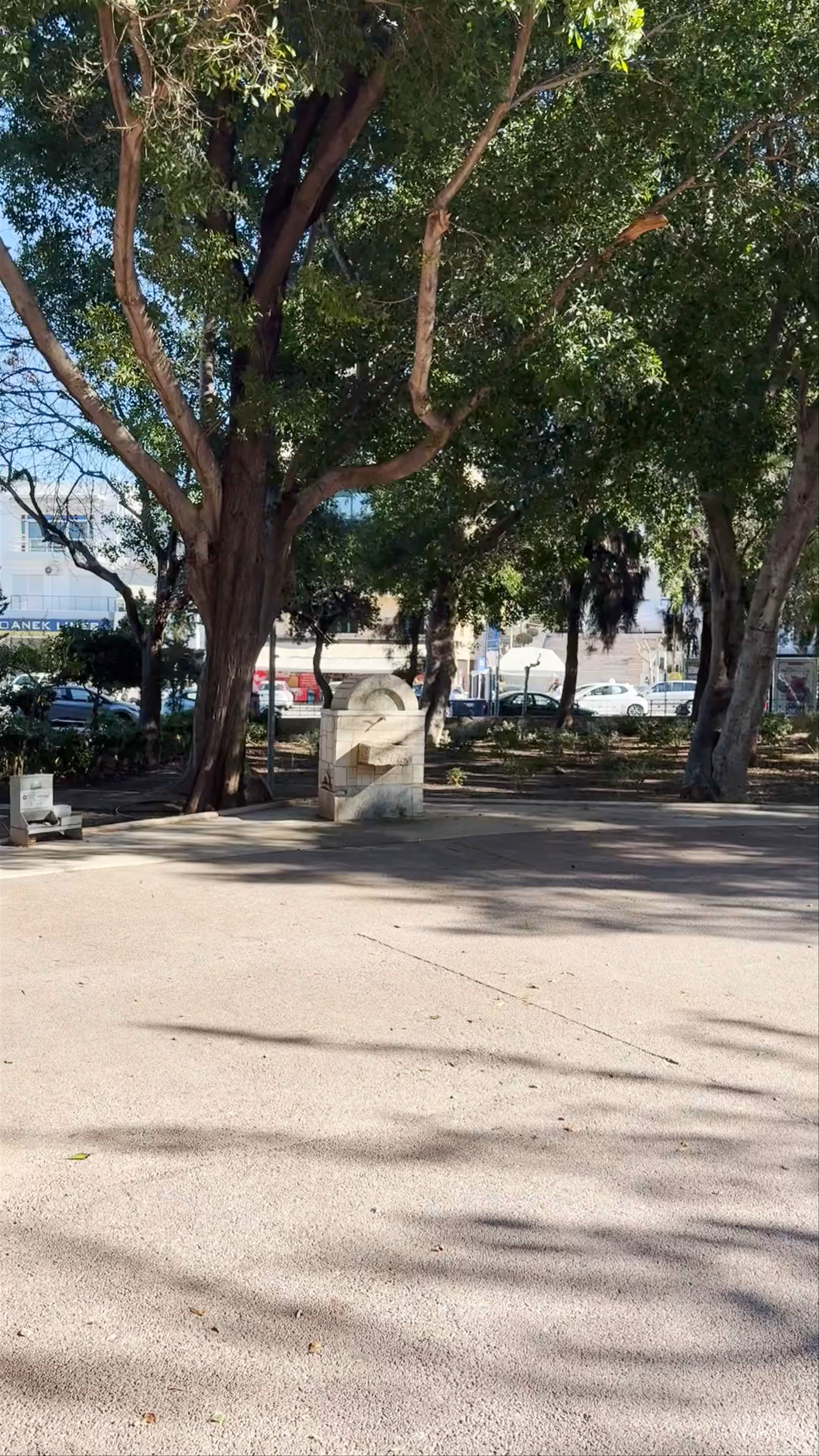 Serene Walk Through Georgiadis Park in Heraklion, Greece