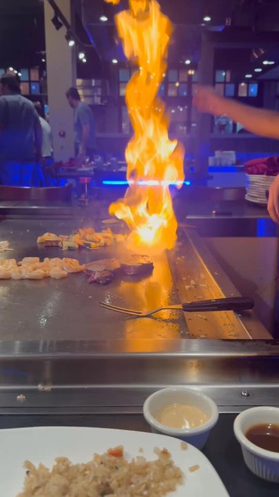 Fuji Steakhouse - Fire - Teppanyaki Near Me - Redmond, Washington