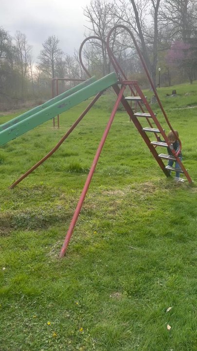 Memorial Park - 90s slide - Parks Near Me - New Castle, Indiana