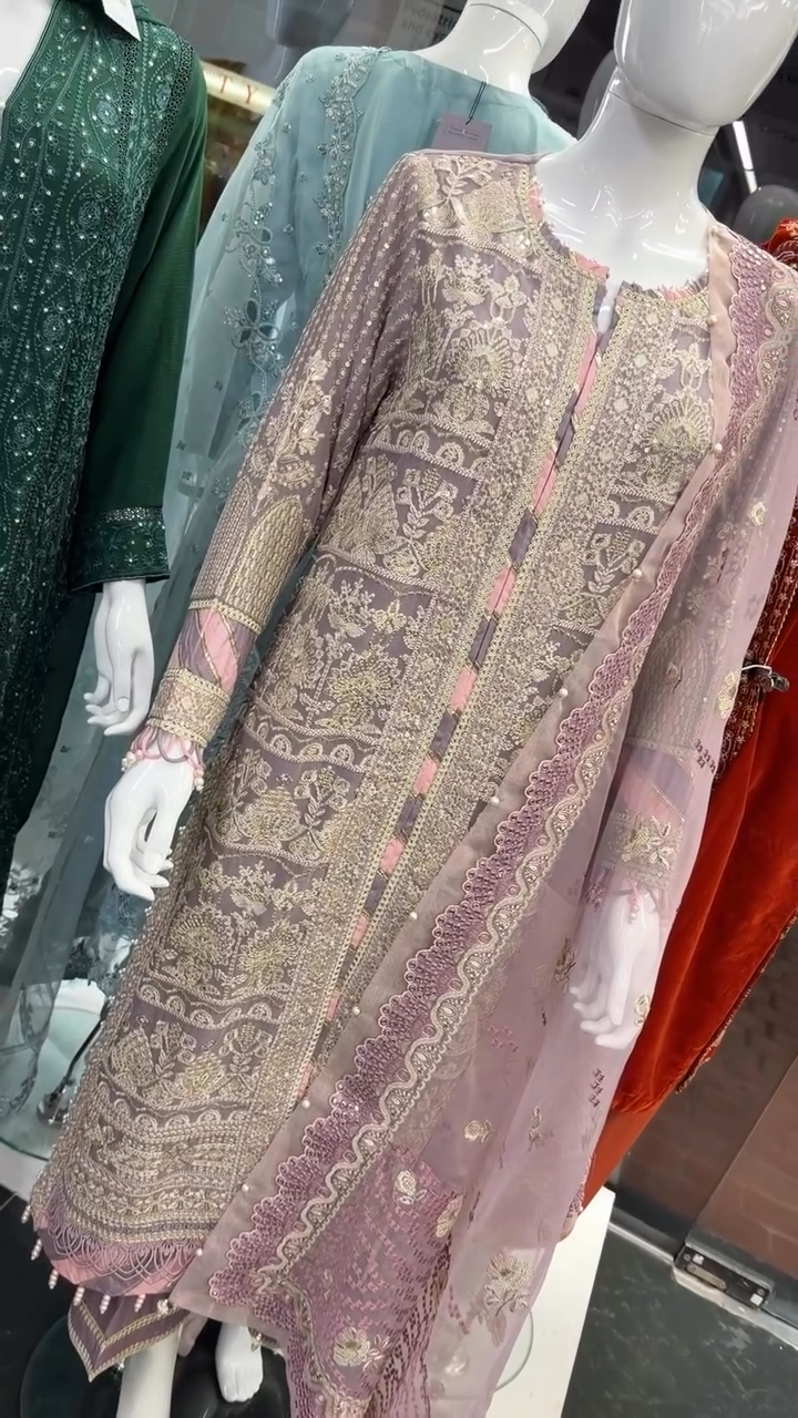 Pakistani Suits in UK | Designer dhaage