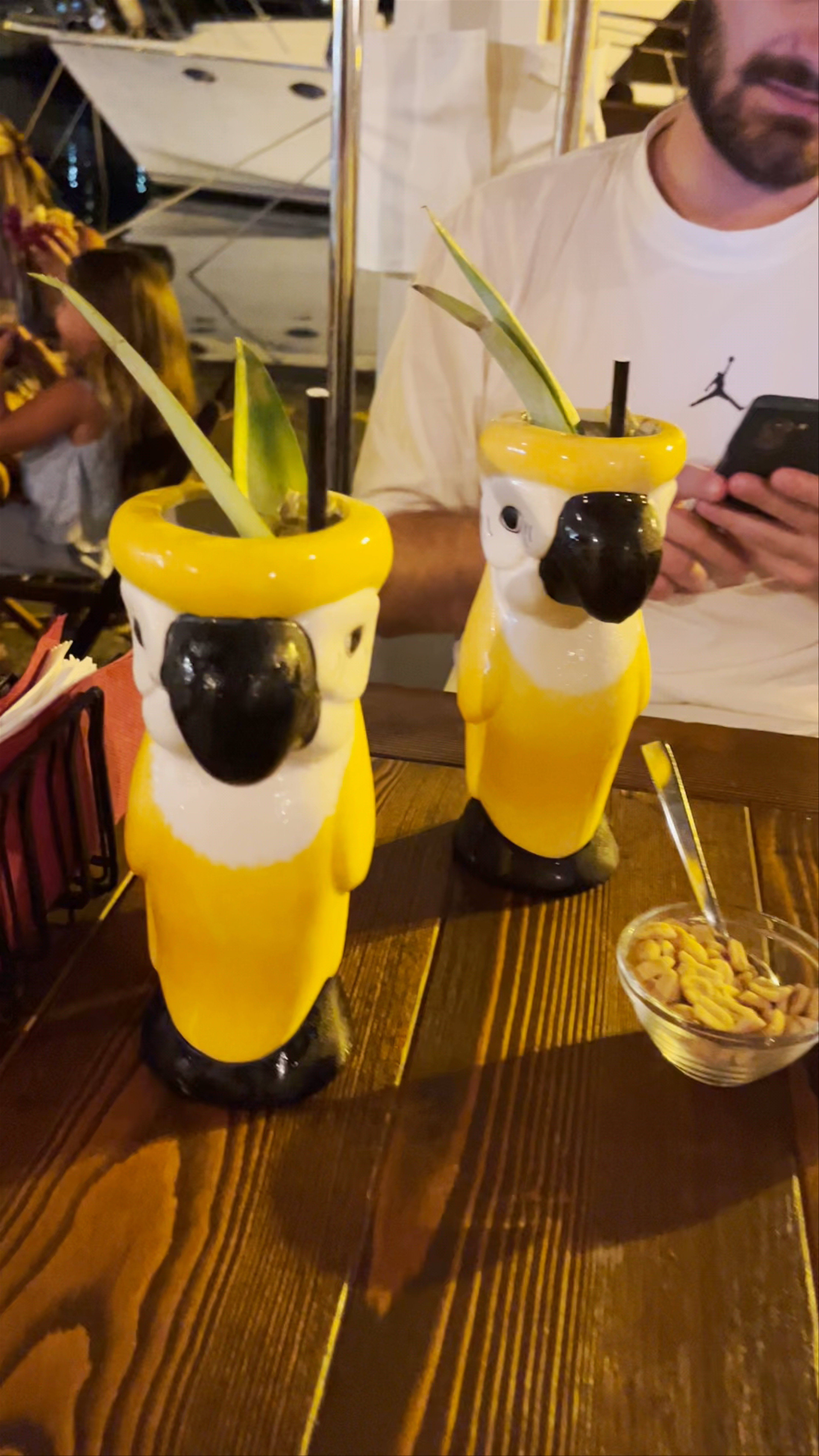 Porto51 - Music Drinks Food