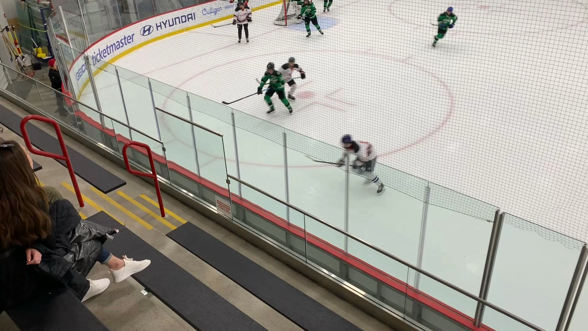 Alexander Pet's Impressive Reverse Hit | Chi-Town Shuffle Toe-Drag Hockey
