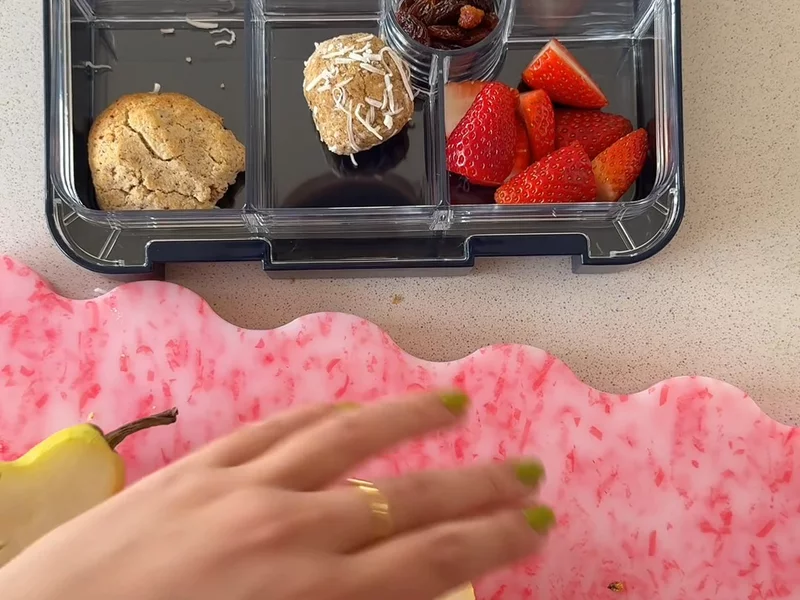 Stuck on you lunchboxes