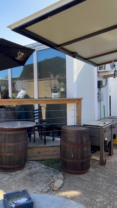 Pimentón - Pizza Near Me - Carolina, Puerto Rico