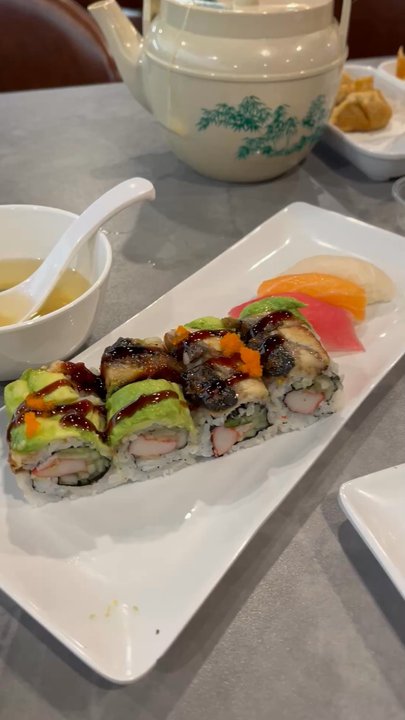 Lantern Sushi - Dragón Roll - Japanese Near Me - Frederick, Maryland