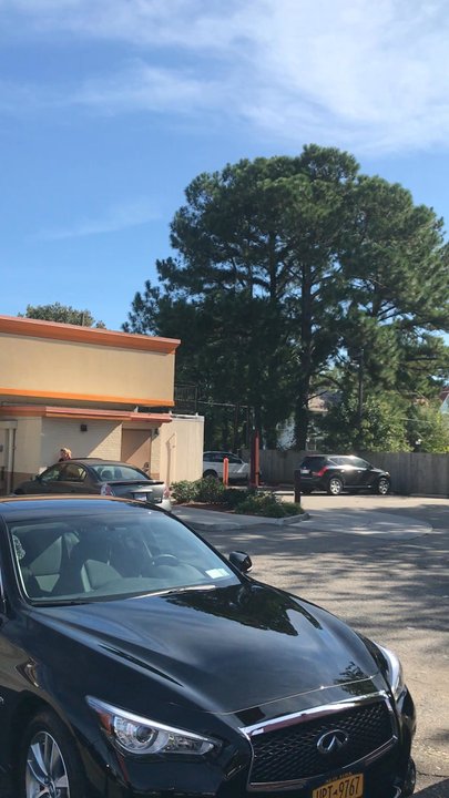 Mak's Restaurant - Outside view - sorry about the sun. - Chinese Near Me - Chesapeake, Virginia