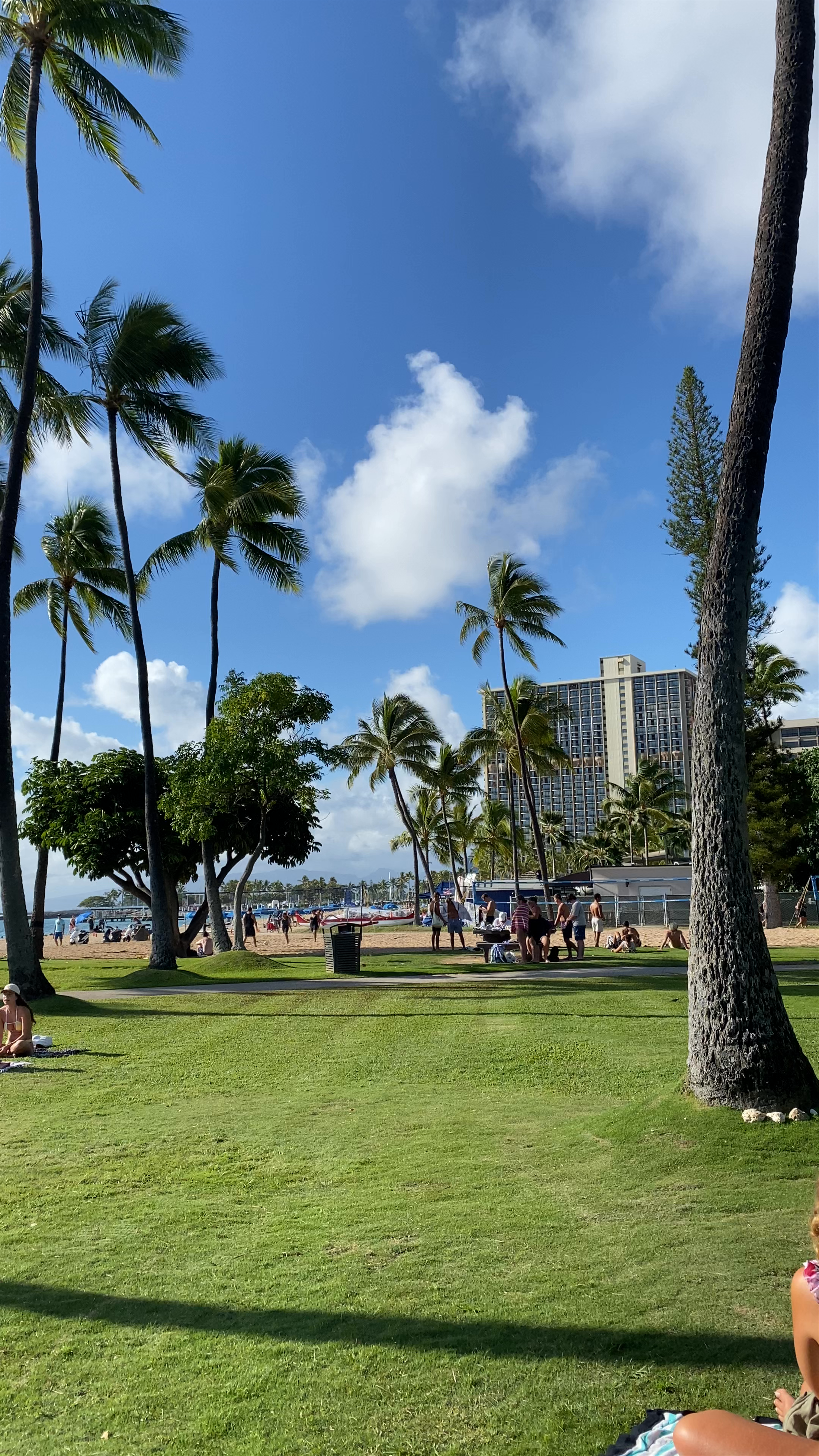 Fort DeRussy Beach Park
