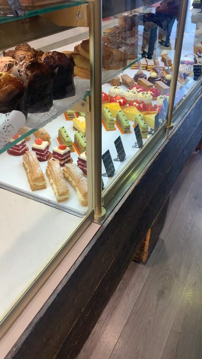 Le Petit Delice - Inside - Bakeries Near Me - Galway, G