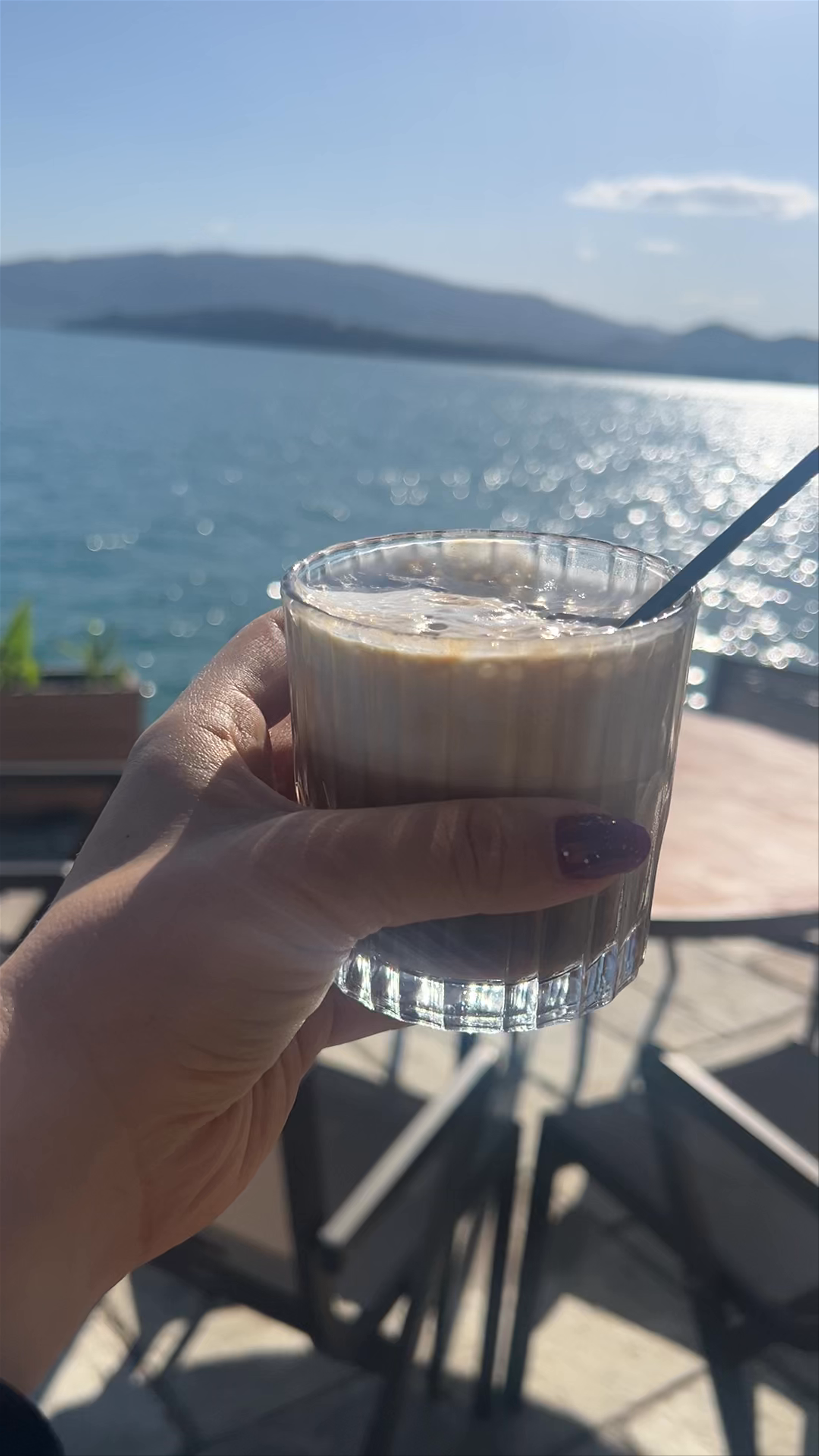 Isalos beach bar
