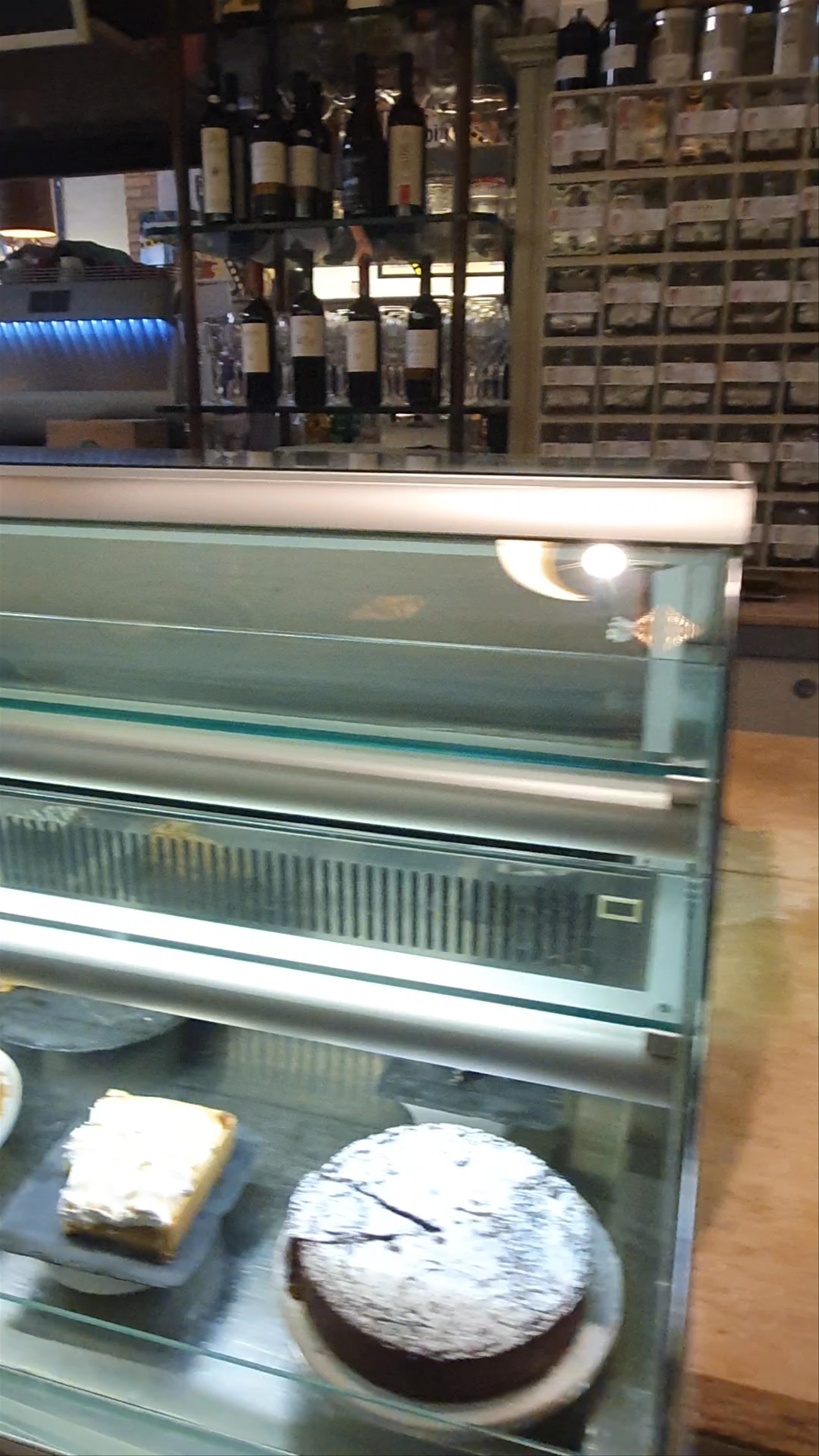 Fábrica Roma: Cozy Italian Café Experience